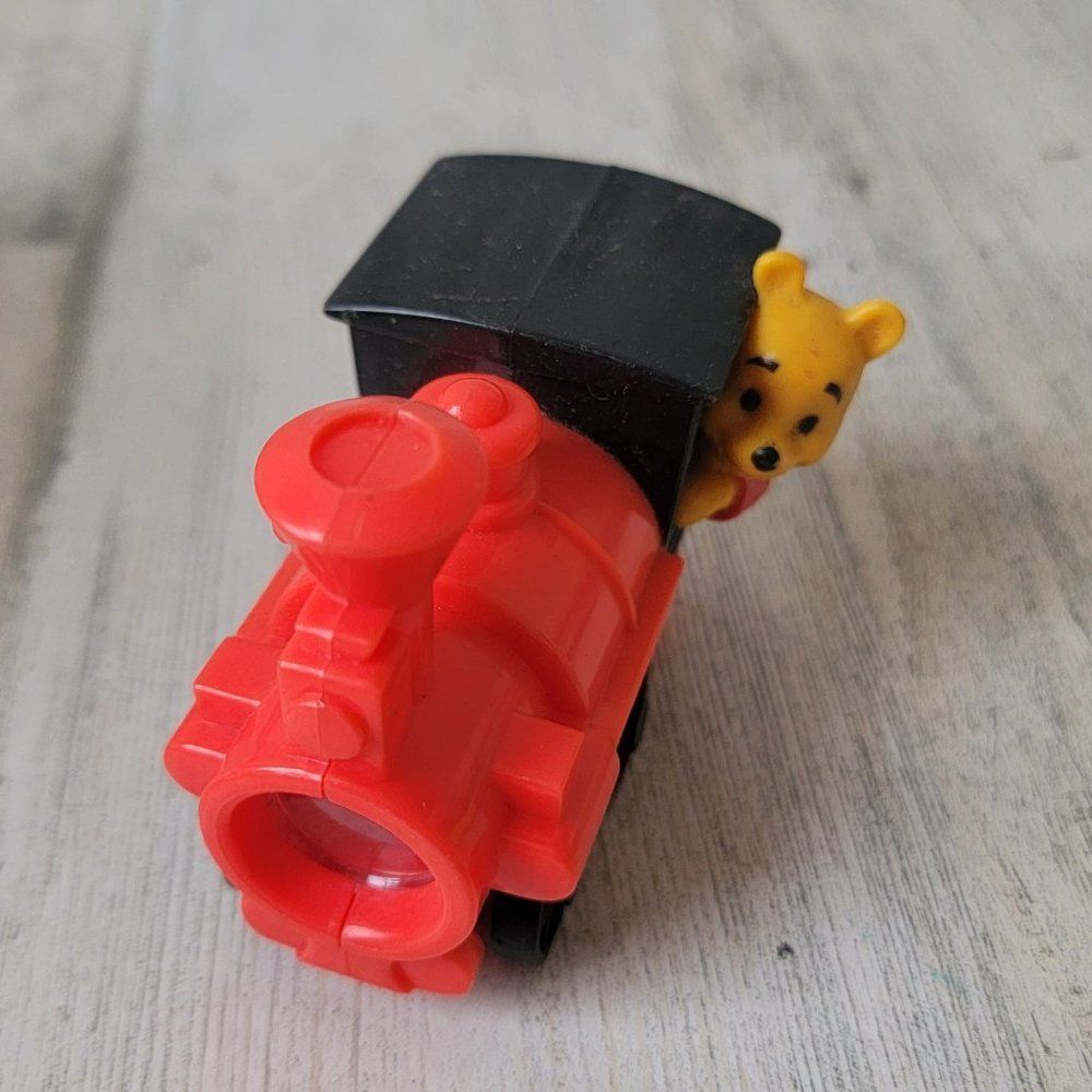 Big thunder mountain Winnie the pooh toy figure Disney‎ look through